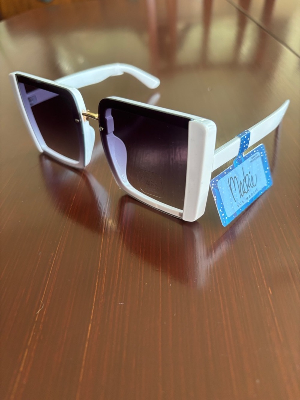 Mackie 100% UV protect Square Frame,purple gradient lens,white arm,gold bridge